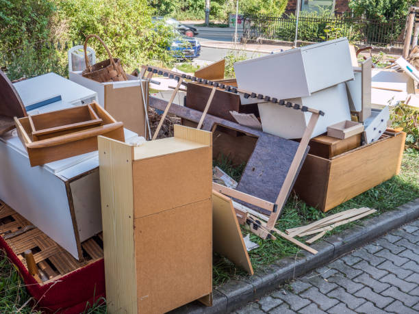 Best Retail Junk Removal  in Bowling Green, VA